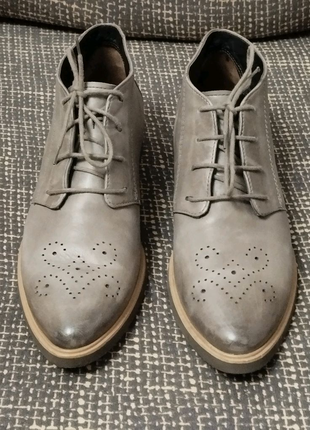 Шкіряні демисезонні черевички австрійського бренду Paul Green.