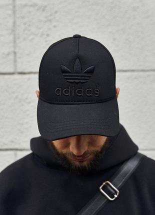 Кепка Adidas чорна (чорне лого)