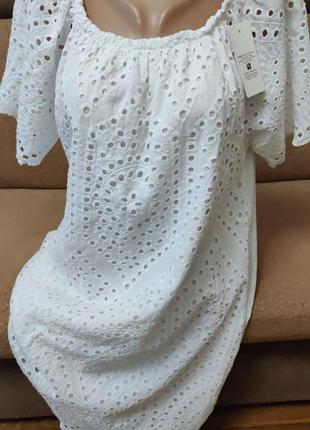Белое нежное натуральное пляжное платье