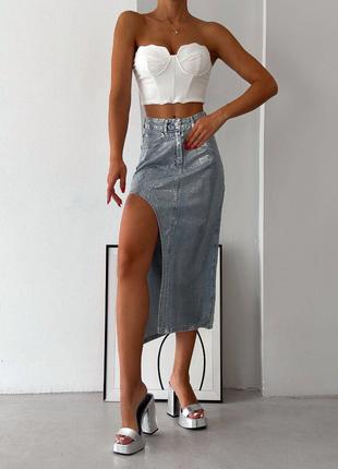 Стильная джинсовая юбка асимметричного кроя+высокий разрез сбо...