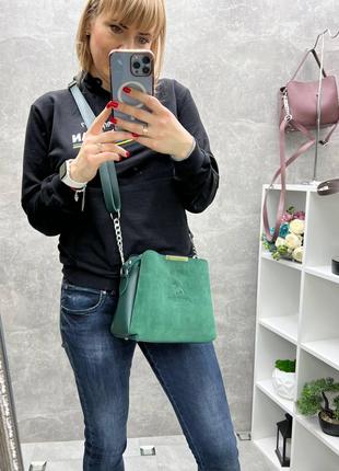 Зеленая - натуральный замш - стильная сумочка на три отделения...