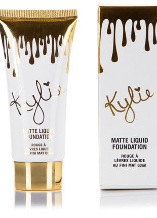 Тональный крем с матирующий эфектом Kylie Matte Liquid Foundat...