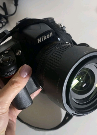 Дзеркальний фотоапарат Nikon d7000 разом з Kit обʼєктивом 18-105m