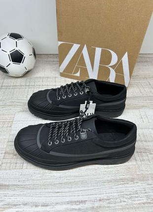стильні чоловічі кросівки Zara