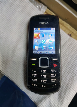 Мобильный телефон Nokia 1661