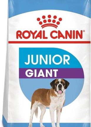 Сухой корм для щенков гигантских пород Royal Canin Giant Junio...