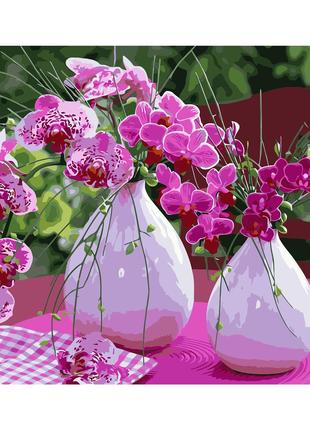 Картина за номерами Strateg Яскраві орхідеї на столі на кольор...