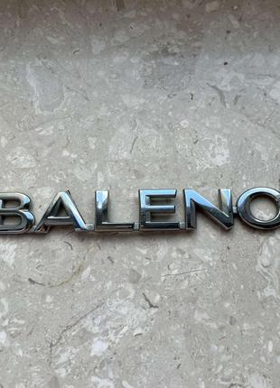Емблема задньої кляпи Suzuki Baleno