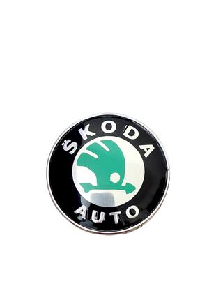 Эмблема значок на капот, багажник Skoda Шкода зеленая 80 мм на...