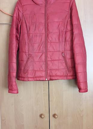 Женская демисезонная куртка. размер 44 - 46