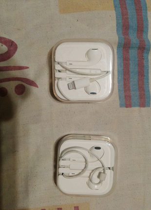 Навушники до Iphone