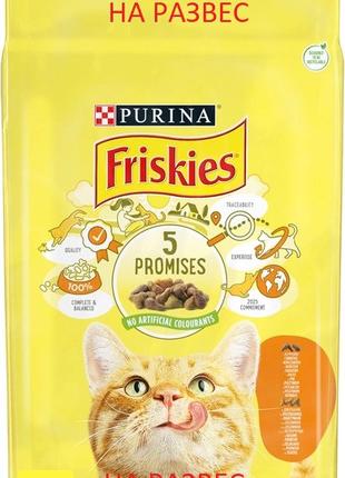 Сухой корм для взрослых котов Purina Friskies с курицей и овощ...