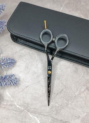 Ножиці перукарські ЕСТЕТ 5.5 прямі зміщені чорні з малюнком