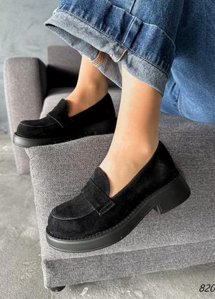 Женские черные замшевые туфли лоферы на низком каблуке