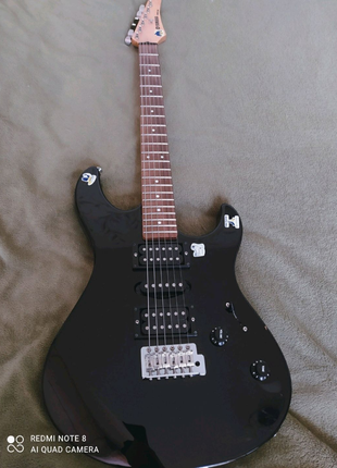 Срочно! Продам гітару yamaha erg121