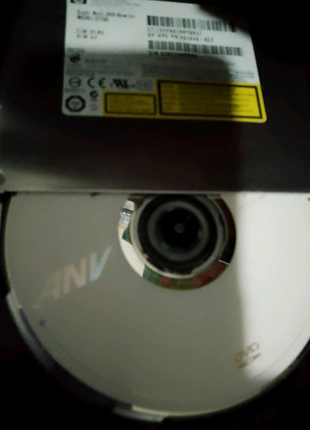 Внешний HP DVD - USB привод в отличном состоянии высылаю