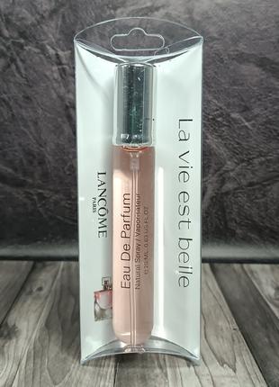 Жіночі парфуми Lancome La Vie Est Belle 20 мл