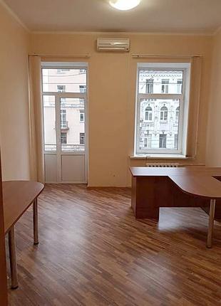 Аренда офиса 90 м², Саксаганского 44, метро Олимпийская, Центр