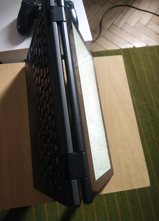 Термінового продаю Ноутбук сенсорний Acer travelmate spin b