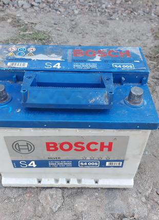 Аккумулятор автомобильный Bosch S4 005 6CT-60 540En