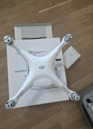 DJI phantom 4 pro plus