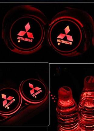 Подсветка подстаканника RGB в авто с логотипом автомобиля MITS...