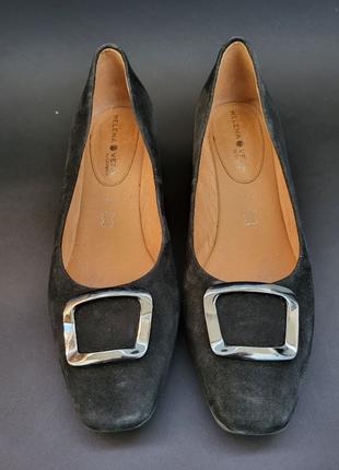 Замшеві туфлі бренду helena vera
