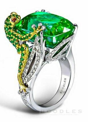 Красивое кольцо Лягушка держит изумруд, размер 16