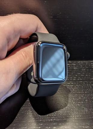 Apple Watch Series 5 40mm stainless steel black