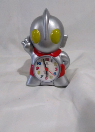 Годинник-будильник Ultraman