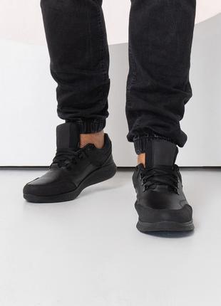 Черные комбинированные кроссовки с вставками, размер 42
