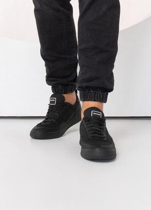 Черные кроссовки с текстильными вставками, размер 42