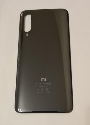 Крышка родная б.у. оригинал Xiaomi Mi 9