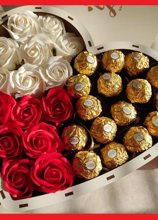 Подарочный бокс из конфет Ferrero и роз для девушки   ar20