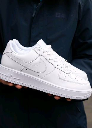 Чоловічі кросівки Nike Air Force 1 07 Leather White