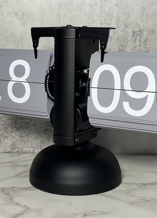 Настільний годинник Flip Clock