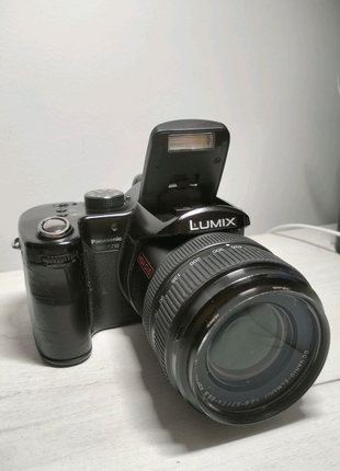 Фотоапарат LUMIX-FZ59