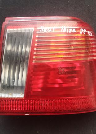 Ліхтар задній, стоп правий зовнішній Seat Ibiza II 1999-2002 6...