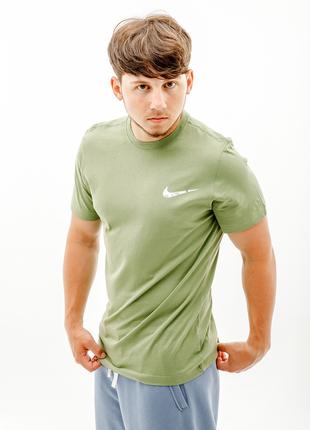 Мужская Футболка Nike M NSW TEE CLUB+ HDY PRNT SWSH Зеленый XL...