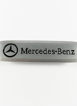 Логотип/эмблема Mercedes-Benz для автомобильных ковриков