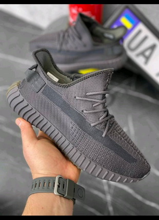 Кроссовки Adidas yeezy grafit(K6 7 - 01)