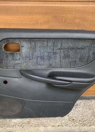 Обшивка / карта дверей Mazda 626 GF задня права