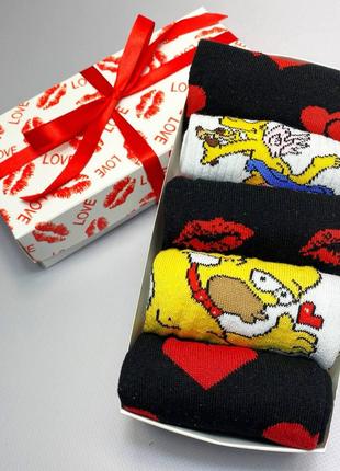 Набір чоловічих шкарпеток 40-45 на 5 пар у подарунковій коробці