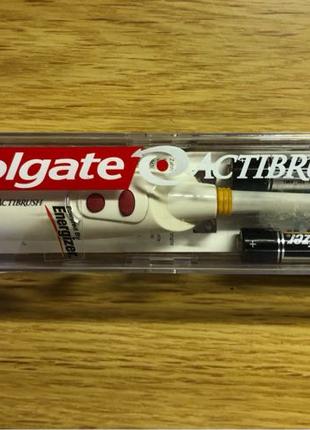 Электрическая зубная щётка Colgate Activbrush.