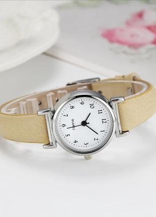 Часы женские классический стиль 24 мм циферблат