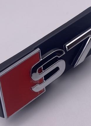Audi s line эмблема Эмблема значeк на решетку радиатора s7