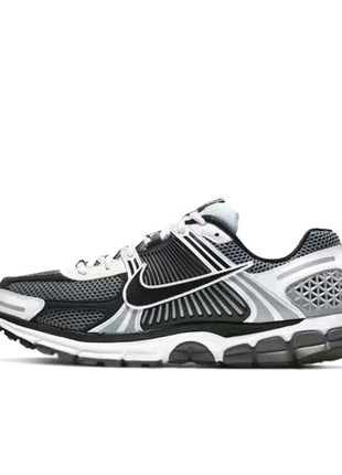 Кросівки Nike Zoom Vomero 5 👕
