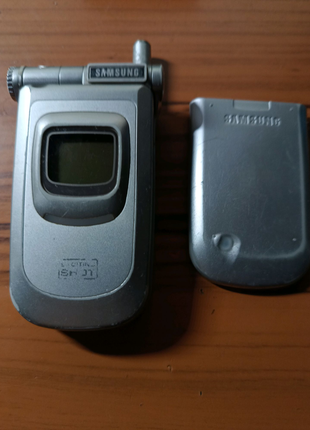 Мобильный телефон Samsung SGH-V200