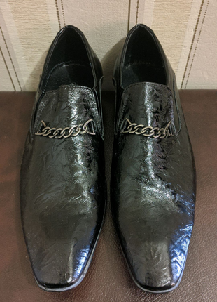 Новые модные мужские чёрные туфли Karat 42 размера.