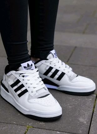 Жіночі кросівки Adidas Forum Low White Black